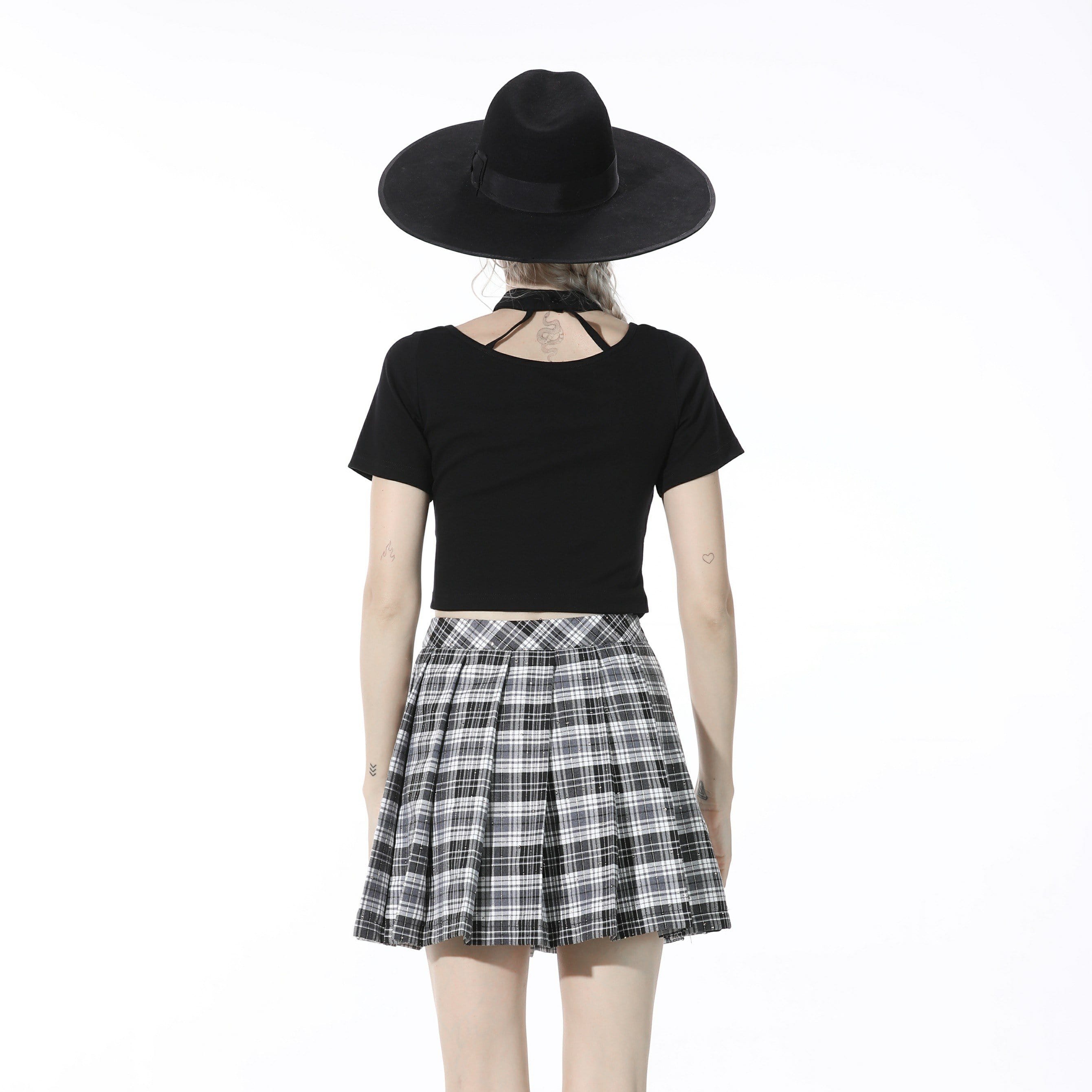 Darkinlove Women's Punk Slim Fitted Chain Black Crop Top