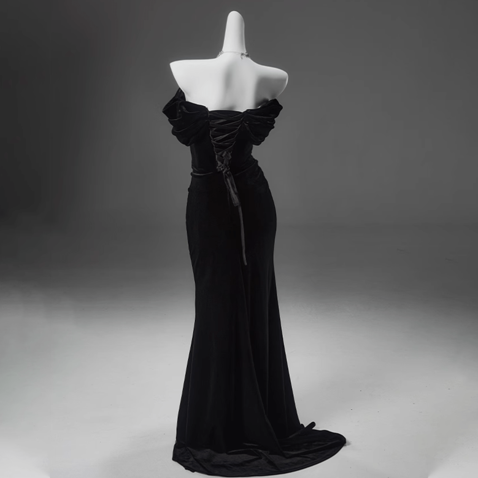 Kobine Custom-made Gothic Bowknot Lacing-up Ruffles Strapless Tuxedo Gown Black Wedding Dress