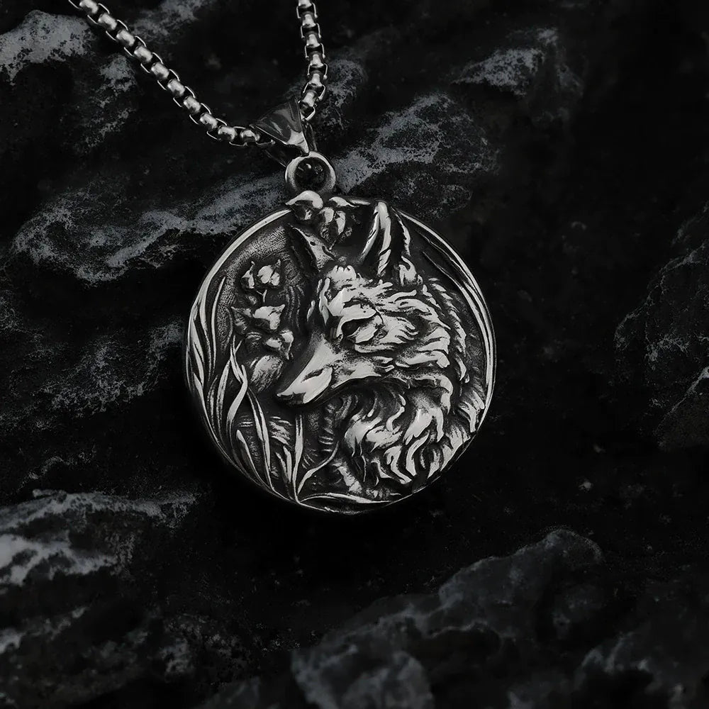 Kobine Men's Punk Viking Wolf Head Round Necklace