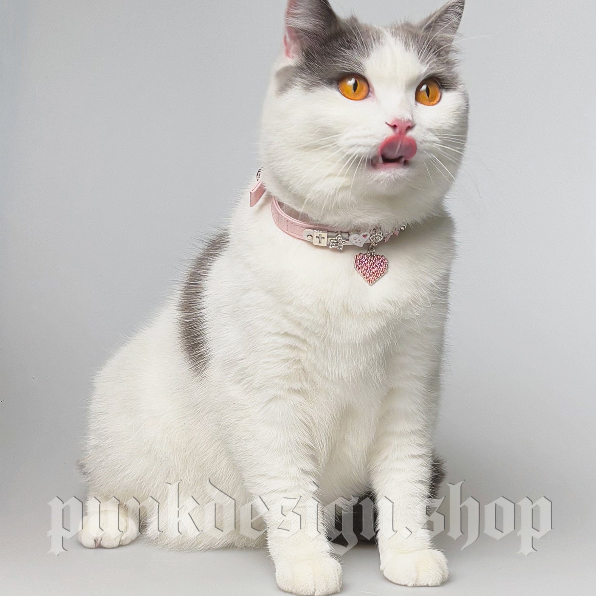 Kobine Pet's Gothic Double-layer Imitation Pearl Cat Choker