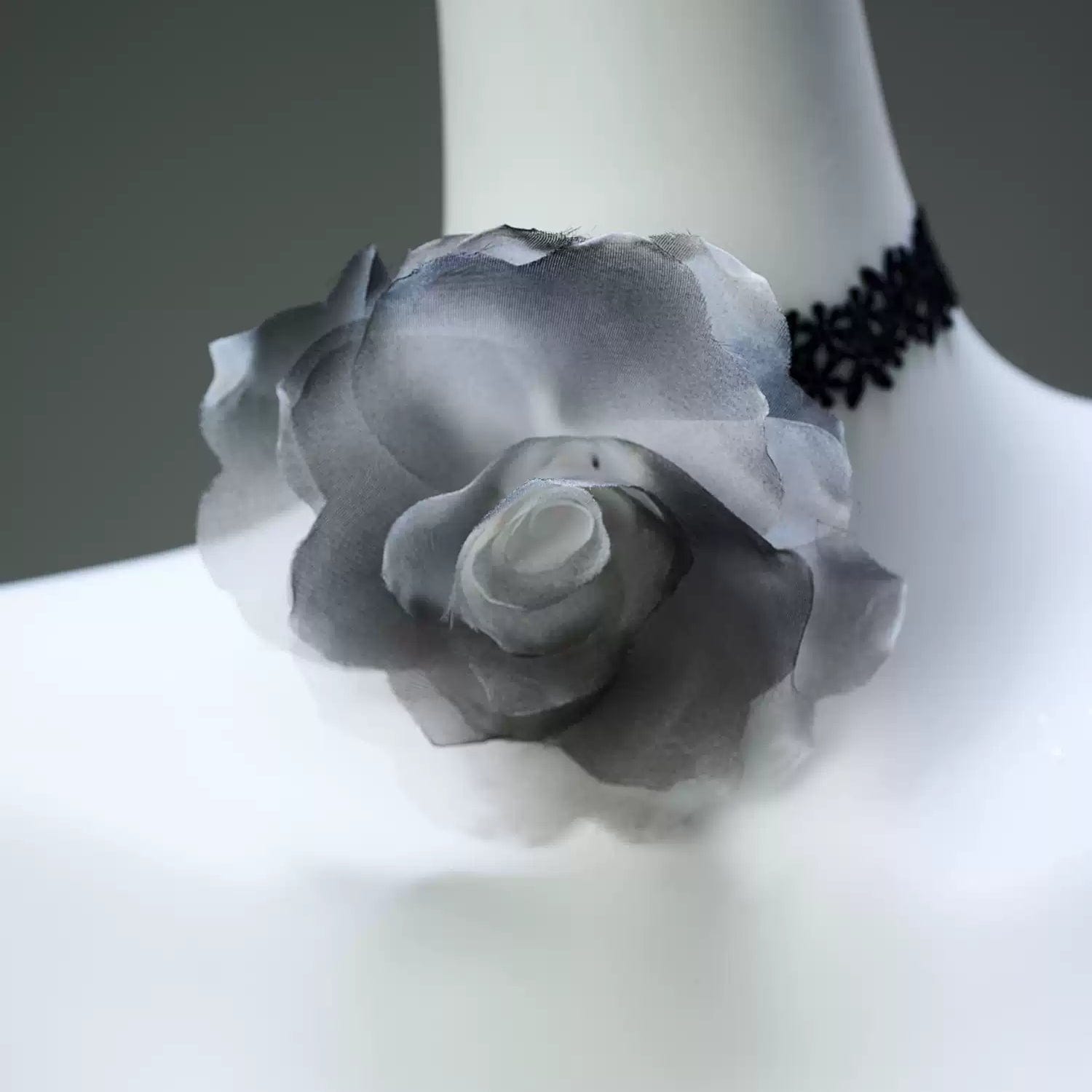 Kobine Women's Custom-made Gothic Big Rose Multi-layer Strapless Gown Wedding Dress