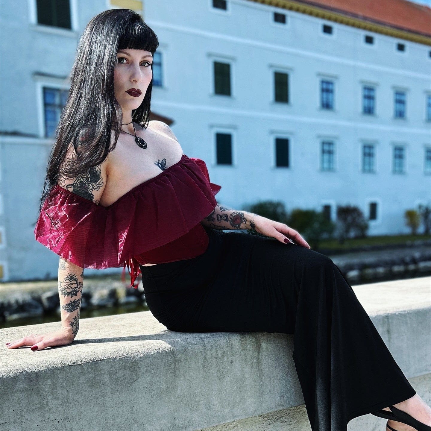 Kobine Women's Gothic Lace-up Mesh Overbust Busiter Red