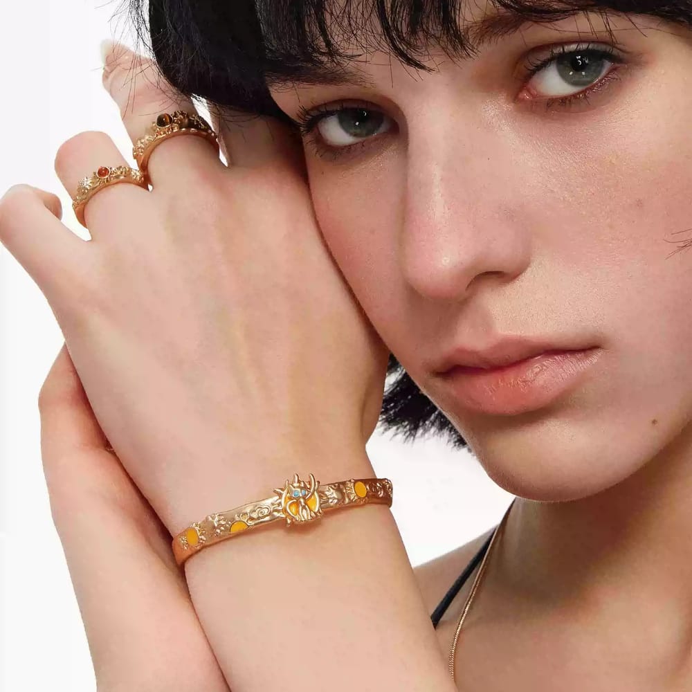 Kobine Women's Grunge Sun Cat Bracelet
