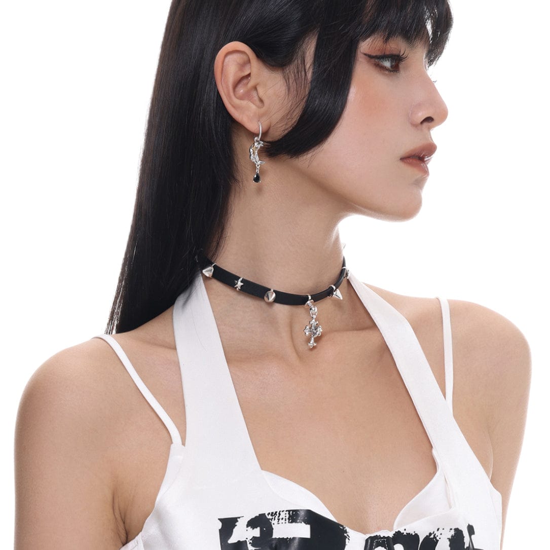Kobine Women's Punk Cross Studded Choker