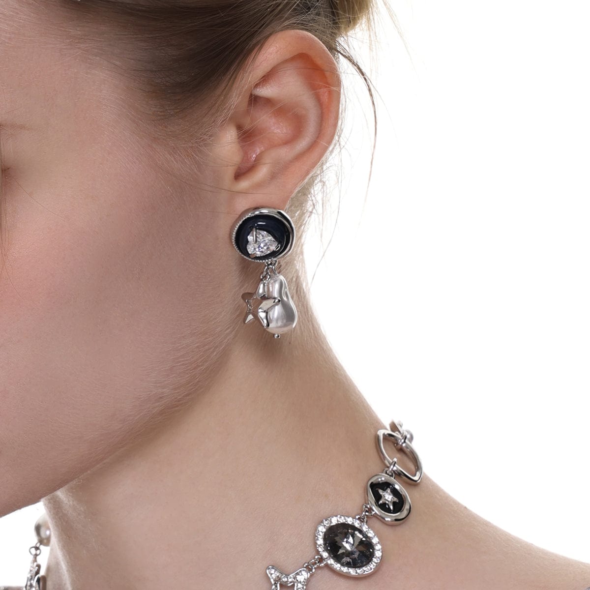 Kobine Women's Punk Star Baroque Pearl Earrings