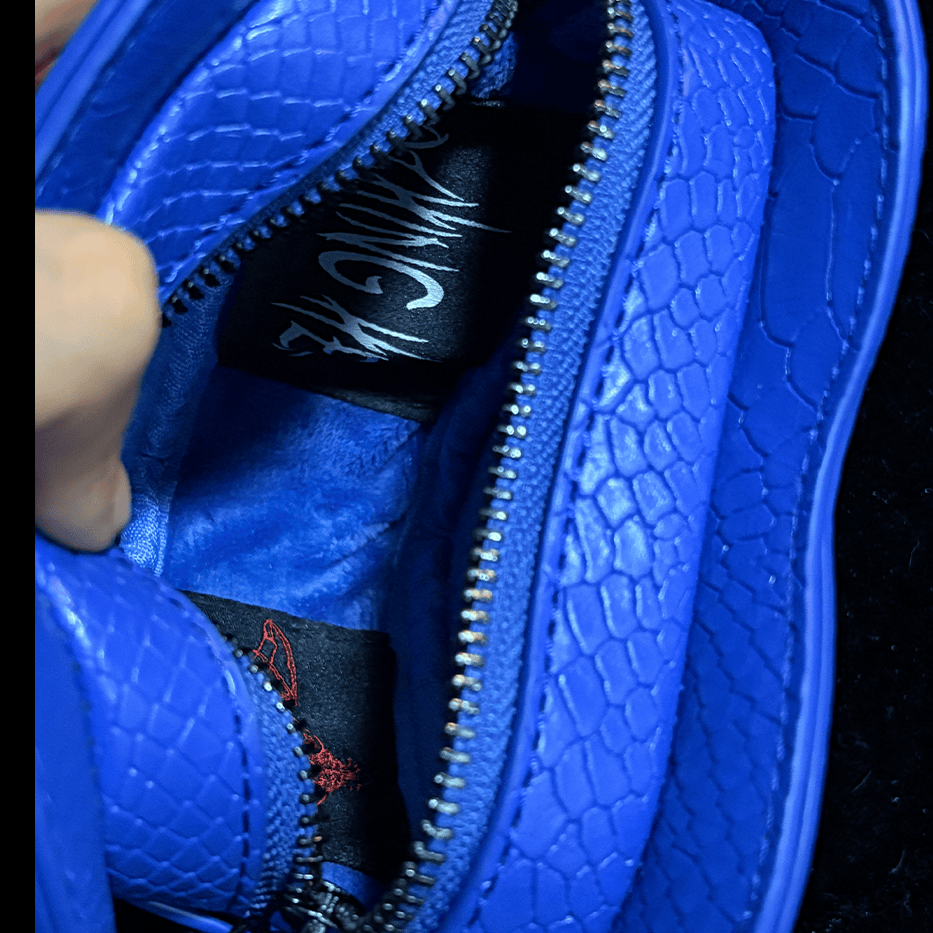 Nothing Here Women's Gothic Devil Eye Bat Wing Heart Bag Blue