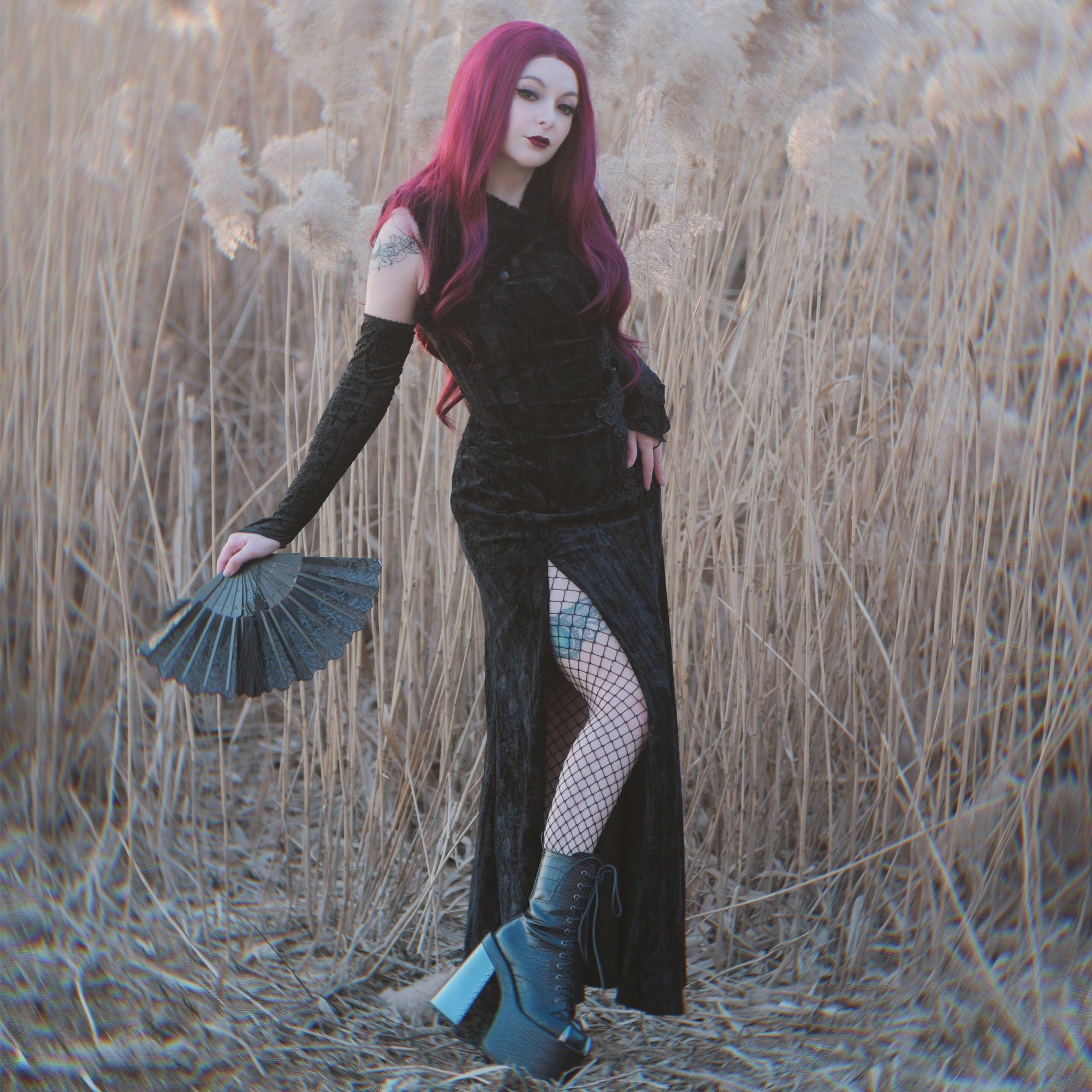 PUNK RAVE Women's Gothic Split Embossed Velvet Prom Dress with Oversleeves