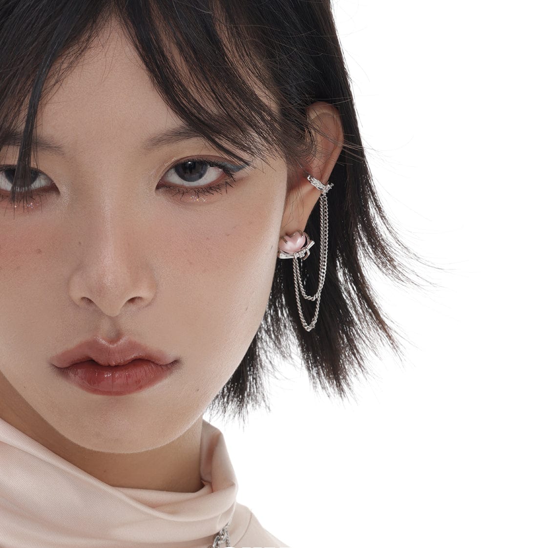 Kobine Women's Grunge Heart Zircon Asymmetrical Earrings