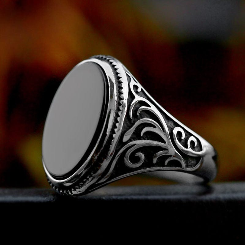 Kobine Men's Punk Carved Black Agate Ring