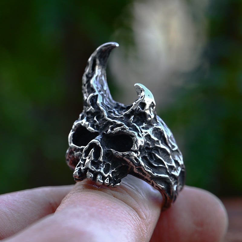 Kobine Men's Punk Horned Skull Ring