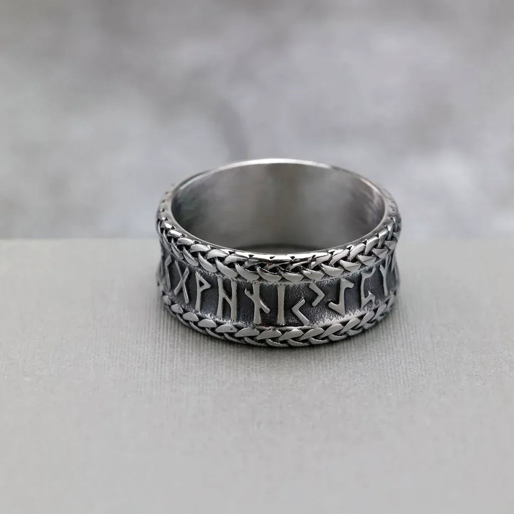 Kobine Men's Punk Runes Braid Pattern Ring