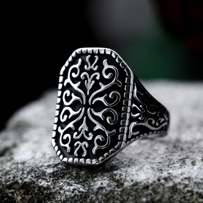 Kobine Men's Punk Totem Carving Ring