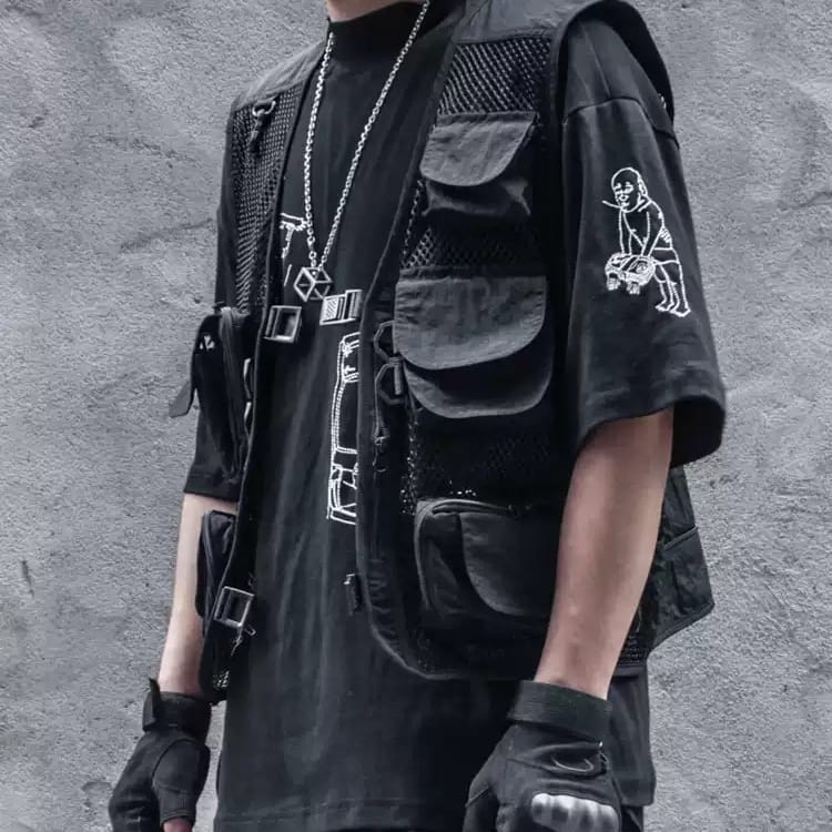 Kobine Men's Techwear Multi-Pocket Mesh Panel Buckle Vest