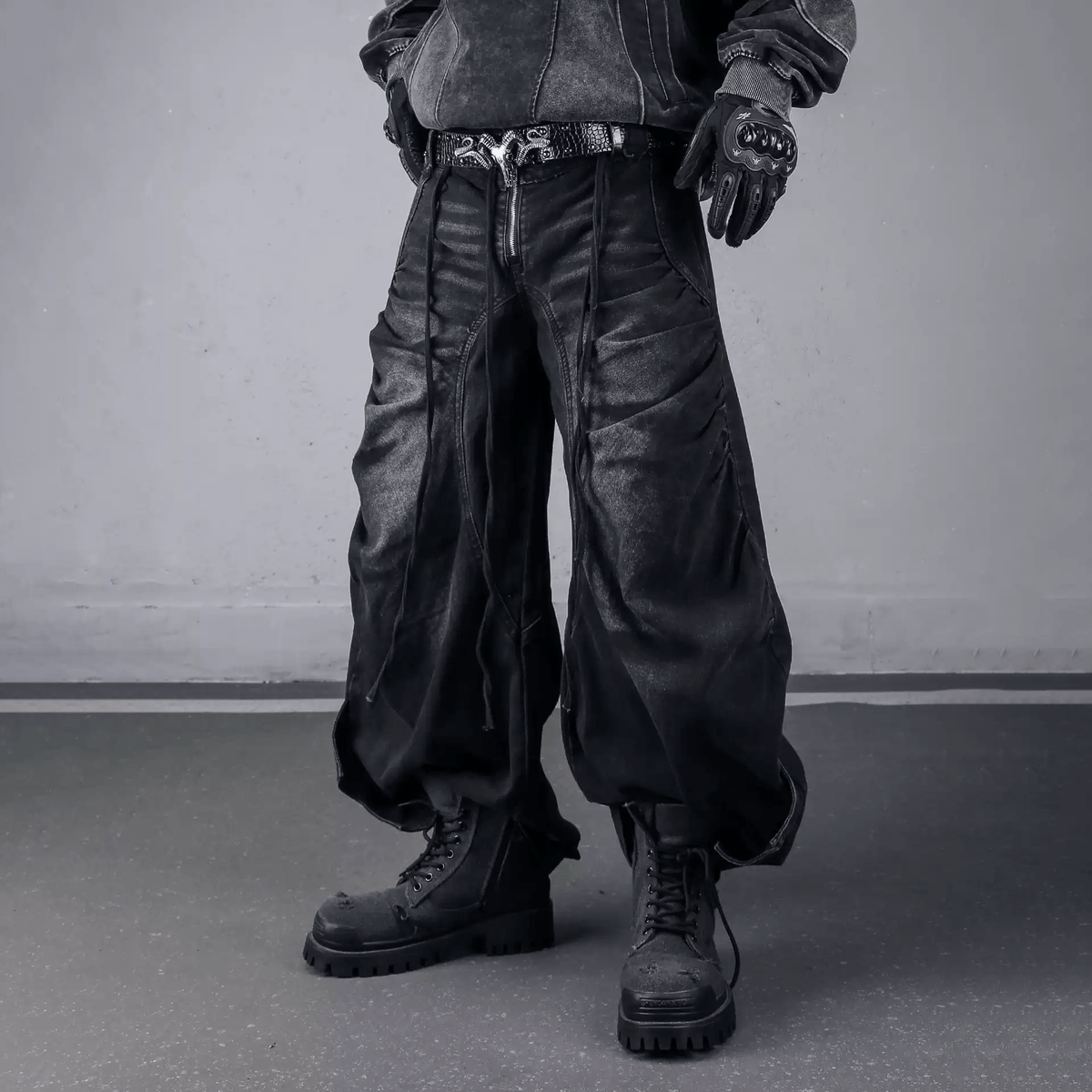 Kobine Men's Techwear Strappy Ruched Wide Leg Denim Cargo Pants