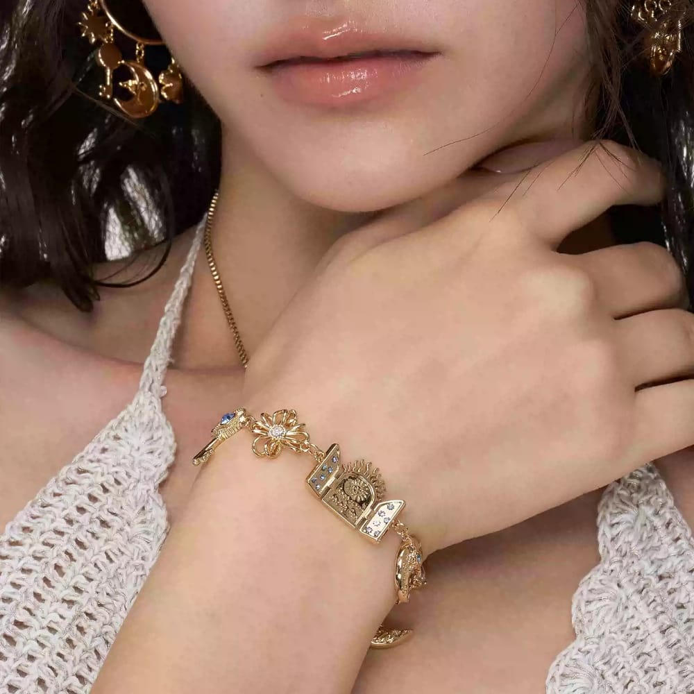 Kobine Women's Grunge Floral Key Crescent Bracelet