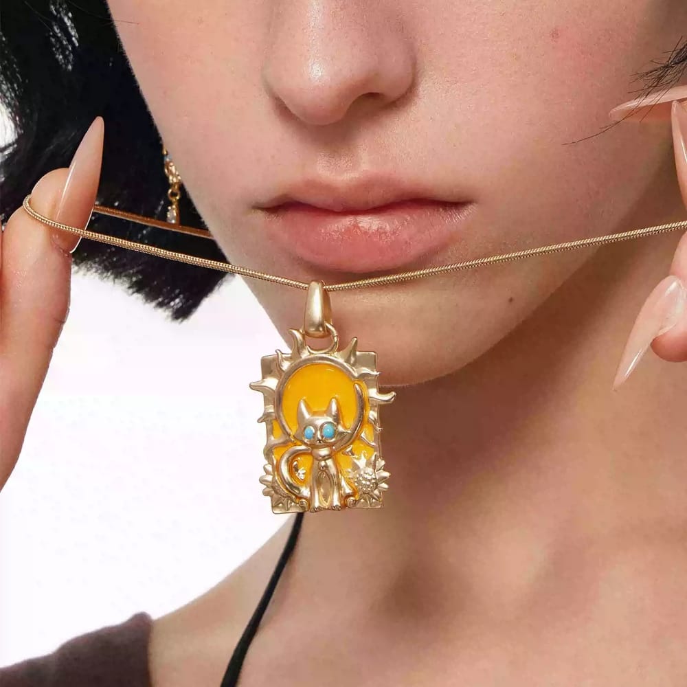 Kobine Women's Grunge Sun Cat Pendant Necklace