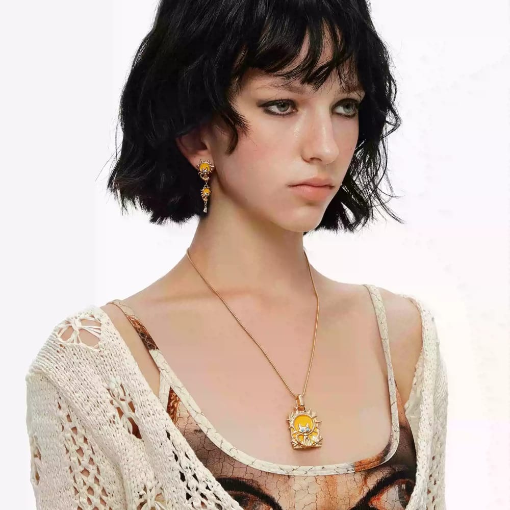 Kobine Women's Grunge Sun Cat Pendant Necklace