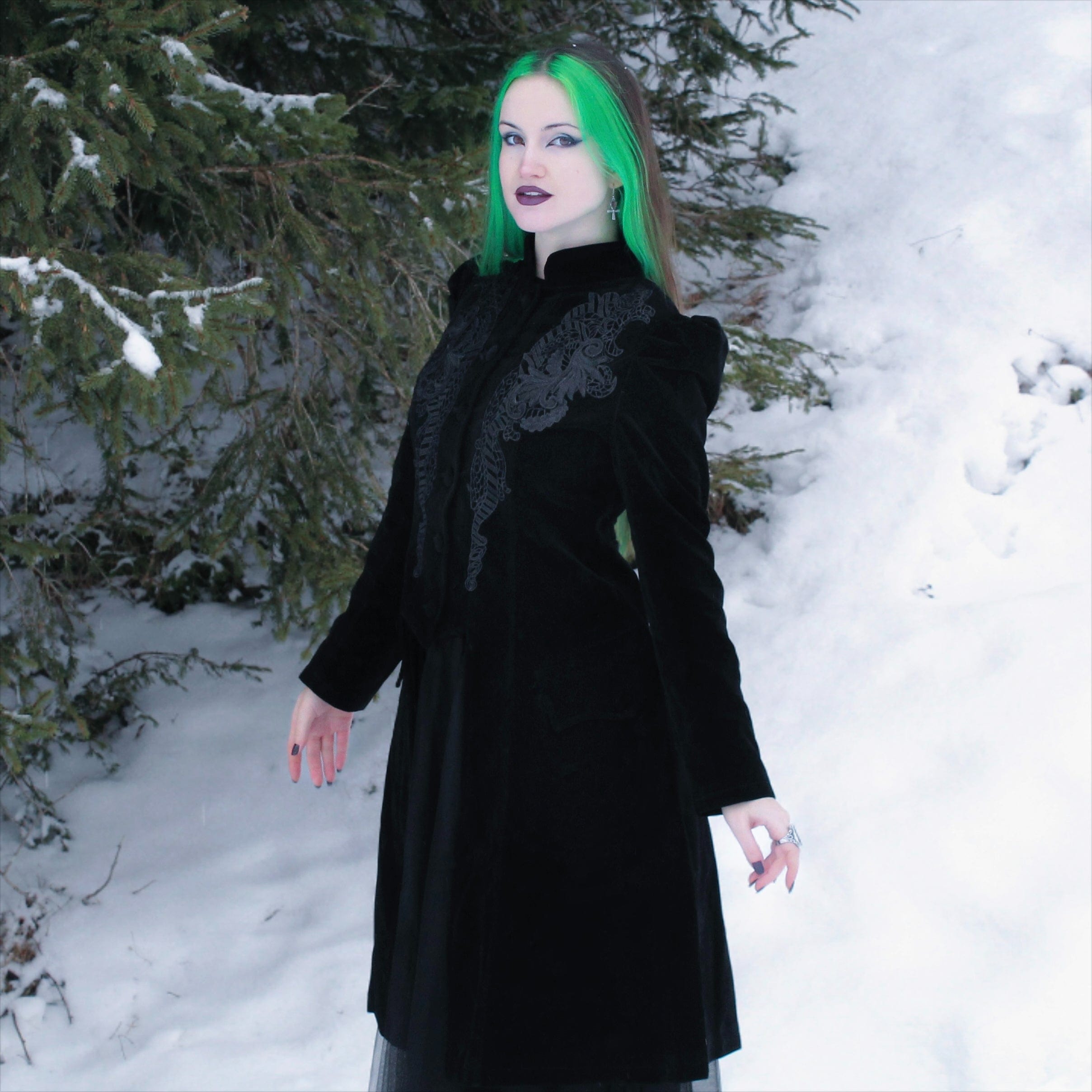 PUNK RAVE Women's Victorian Gothic Stand Collar Floral Woolen Dovetail Coats