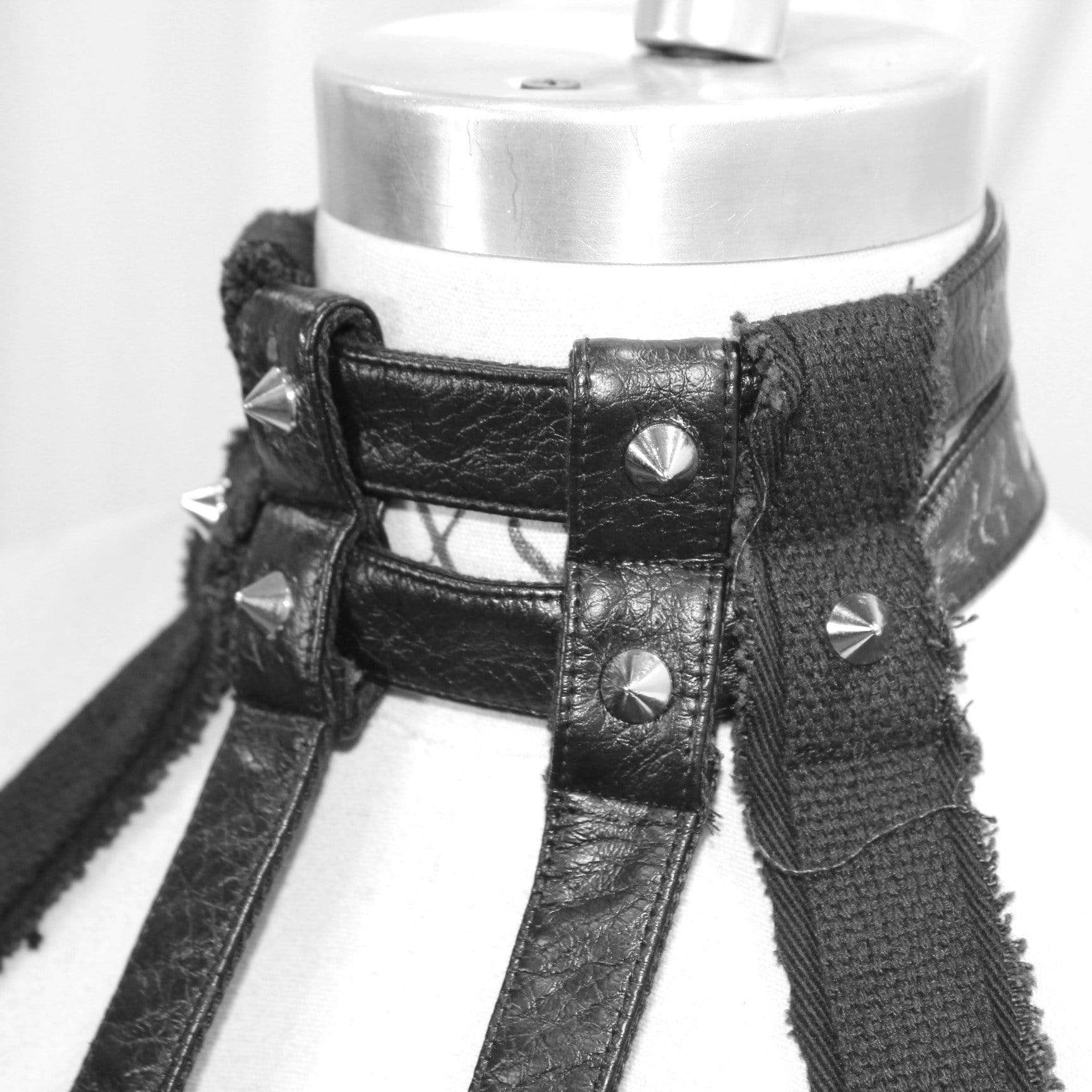 Women's Gothic Punk PU Leather Pocket Harness