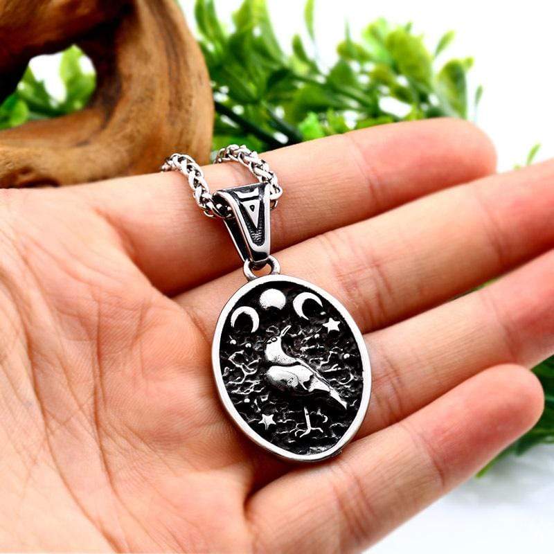 Men's Punk Oval Bird Necklace