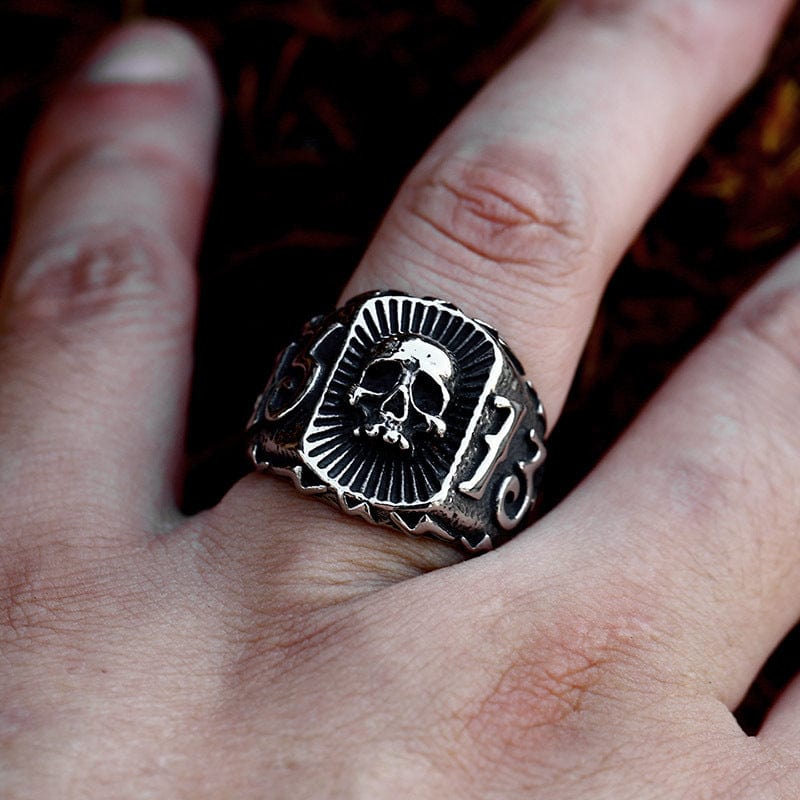 Kobine Men's Punk Skull Figure Ring