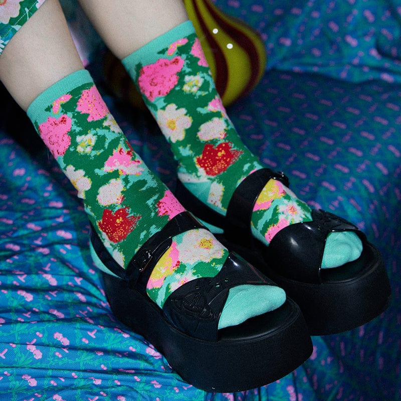 Pink Kawaii Women's Floral Knitted Socks