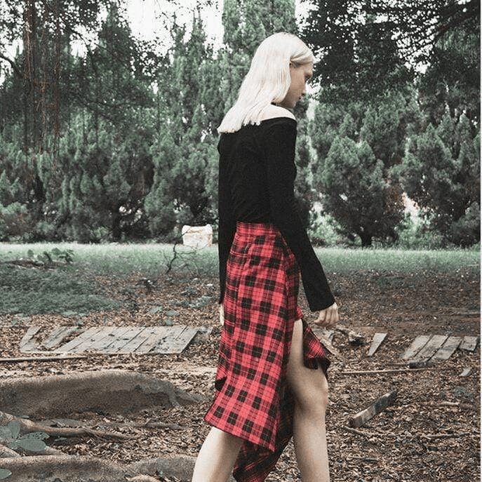 Women's Grunge High-waisted Red Plaid Irregular Skirt