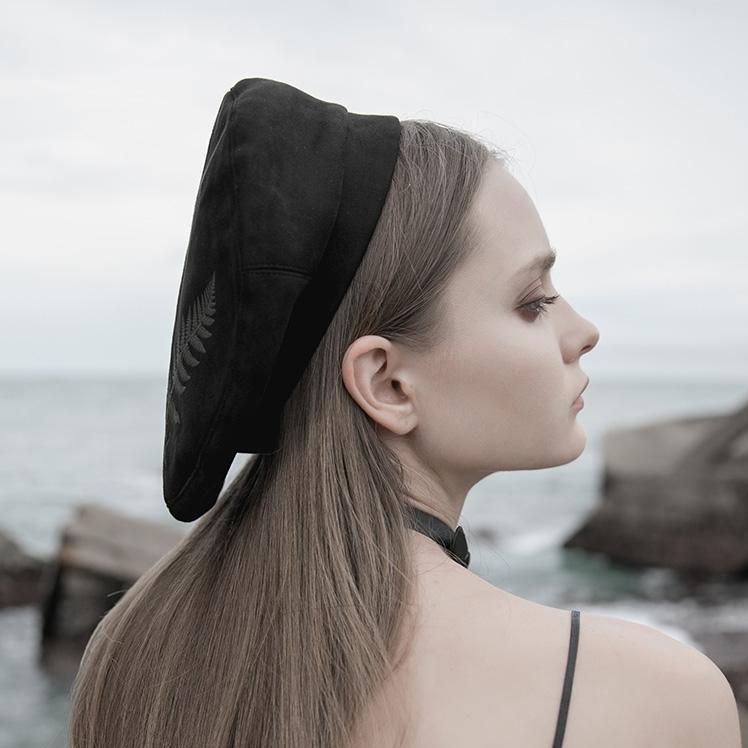 Women's Grunge Leaves Embroidered Berets