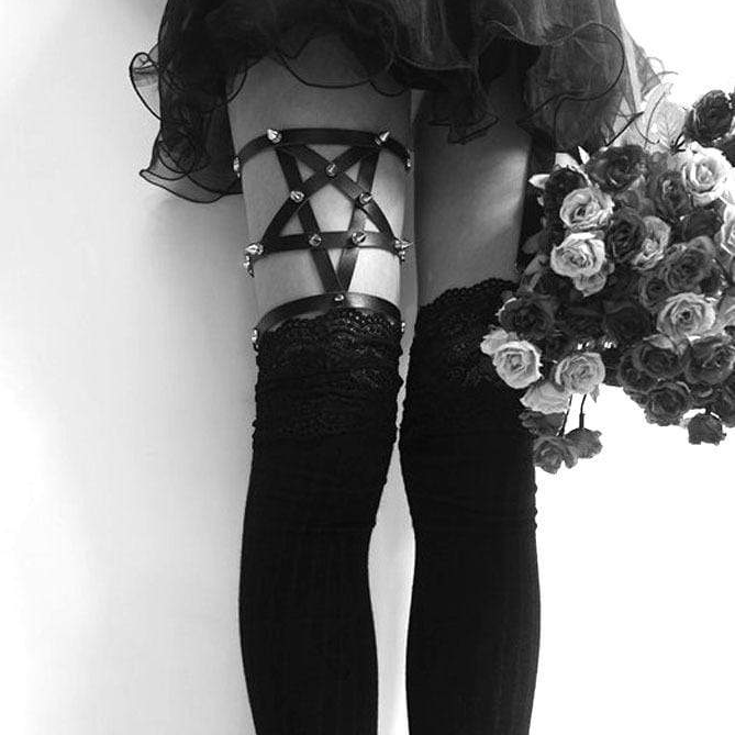 Women's Pentagram PU Leather Leg Ring Garter