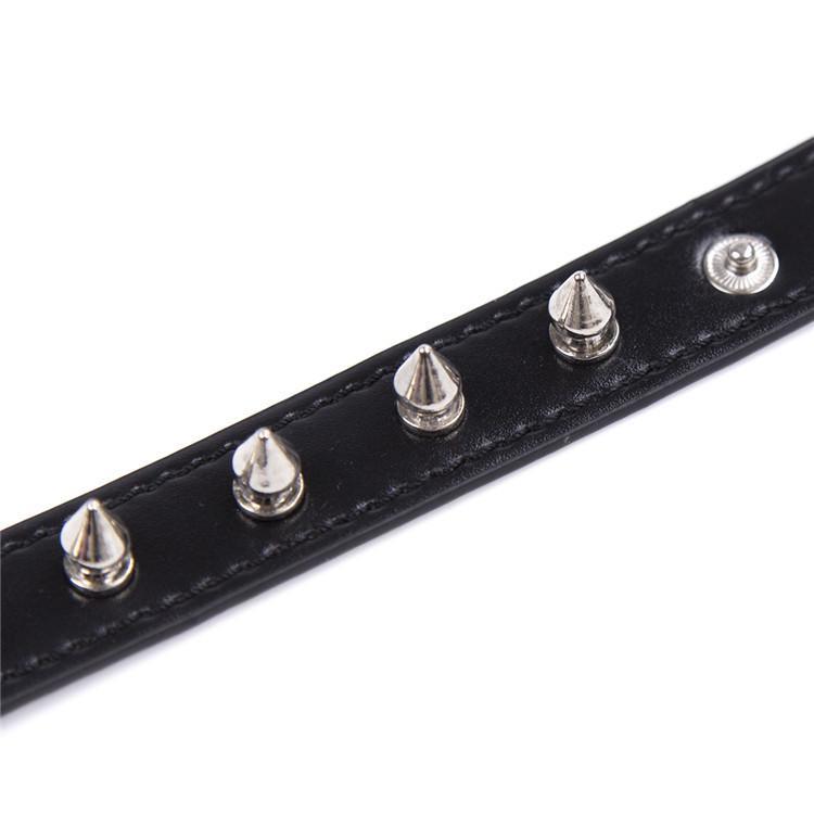 Women's Punk O-ring Choker With Rivet